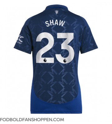 Manchester United Luke Shaw #23 Udebanetrøje Dame 2024-25 Kortærmet